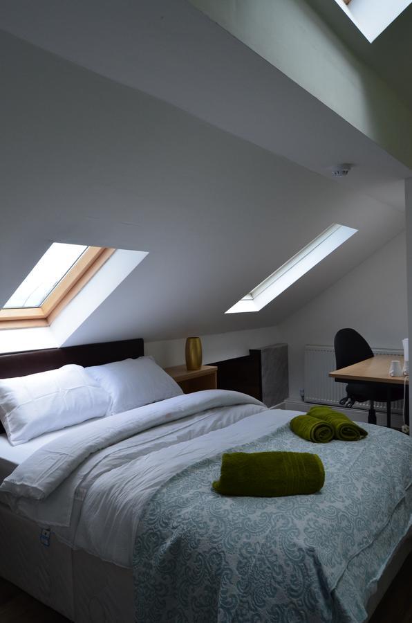 Oxford Road House Hotel Manchester Room photo
